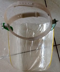 Face shield With Adjustable Head Strap